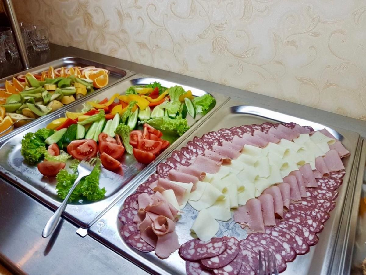 Отель Отель Гончар Киев